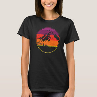 Vintage retro mountain for climbers and hikers T-Shirt