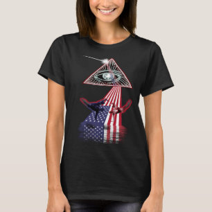 Vintage Retro Prism US Flag Capoeira T-Shirt