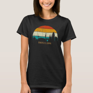 Vintage Retro Style Sunset City skyline cityscape T-Shirt