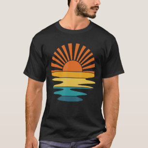 Vintage Retro Sunset Rays Wavy Beachy Vibes Summer T-Shirt