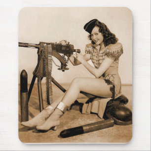 Vintage Retro Women Machine Gunner Girl Mouse Mat