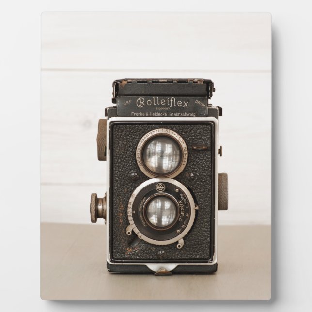 Vintage Rolleiflex Twin lens camera Plaque (Front)