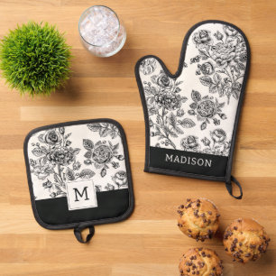 Vintage Rose Floral Pattern Oven Mitt & Pot Holder Set