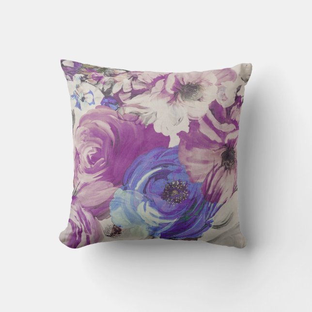 Vintage Roses Floral Pattern Illustration Cushion (Front)