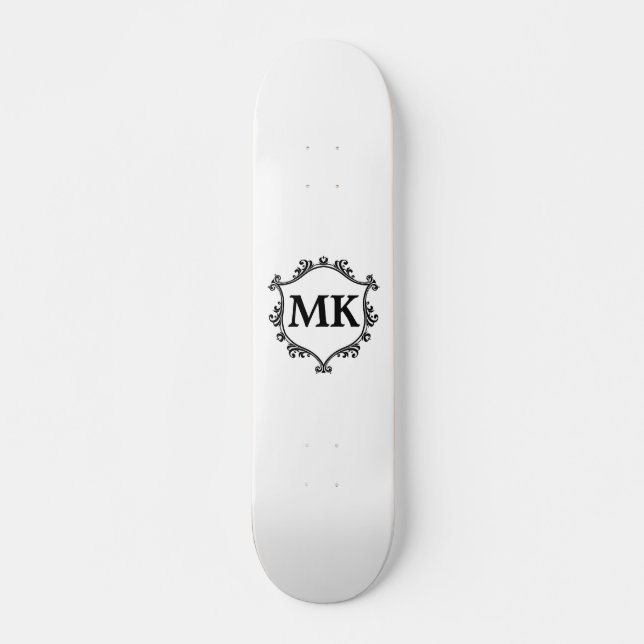 Vintage royal shield personalised name monogram  skateboard (Front)