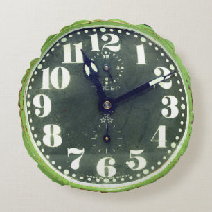 Vintage Rustic Shabby Green Clock Old Retro Time Round Cushion