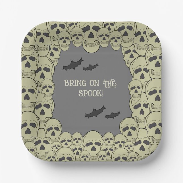 Vintage Scary Skull Halloween Party Paper Plate (Front)