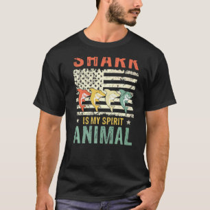 Vintage Shark Spirit Animal Retro Us American Flag T-Shirt