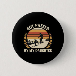 Vintage Skiing Family Got Ped By My Daughter Retro 6 Cm Round Badge