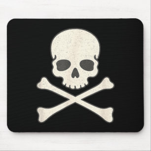 Vintage skull and crossbones pirate halloween mouse mat