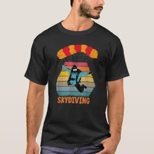 Vintage Skydiving  Skydiver Parachute For Men Wome T-Shirt