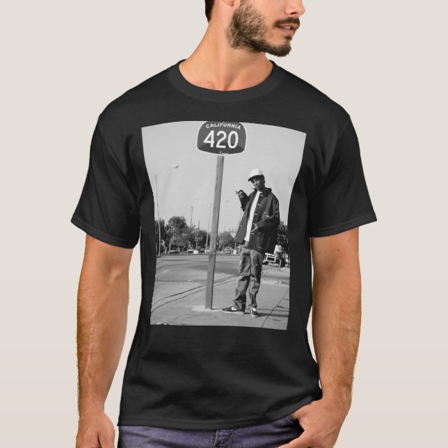 vintage snoop dogg poster Poster T-Shirt (Front)