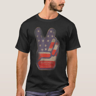 Vintage Spirit Of 76 Bicentennial Hand T-Shirt