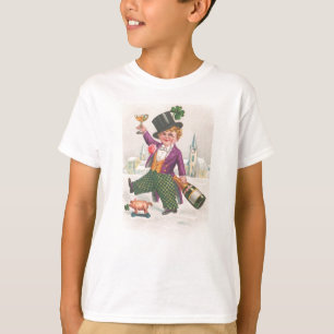 Vintage St Patricks Day Shamrock Champagne T-Shirt