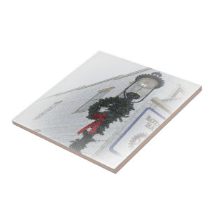 Vintage street light winter wreath white Christmas Tile