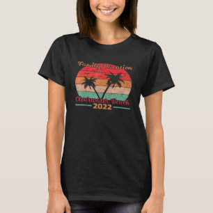Vintage Style Family Vacation 2022 Florida Clearwa T-Shirt