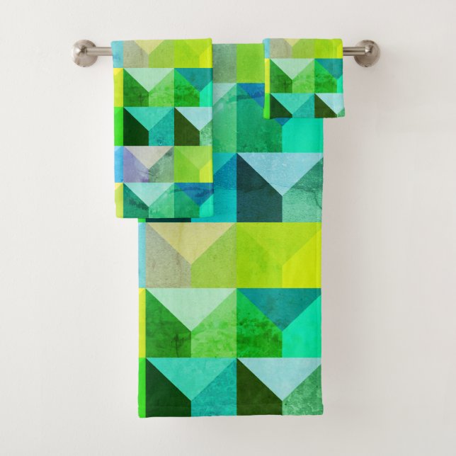 Vintage style, geometric triangle design bath towel set (Insitu)