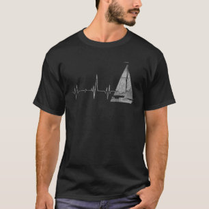 Vintage Style Retro Heartbeat Sailing Sailor Gift T-Shirt