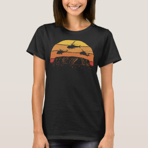 Vintage Sunset Apache Helicopter Aviation Pilot Ai T-Shirt