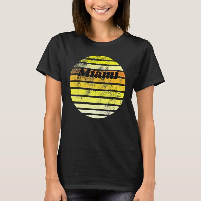 Vintage Sunset Miamii Basic Graphic Classic T-Shirt (Front)