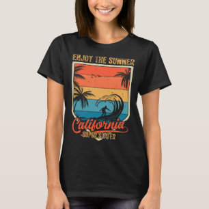 Vintage Surfer Retro Surfing Beach Summer Vacation T-Shirt