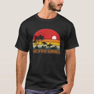 Vintage Surfer Retro Surfing Beach Summer Vacation T-Shirt