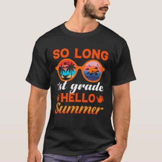 Vintage Surfer Retro Surfing Beach Summer Vacation T-Shirt