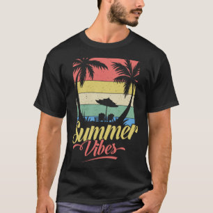 Vintage Surfer Retro Surfing Beach Summer Vacation T-Shirt
