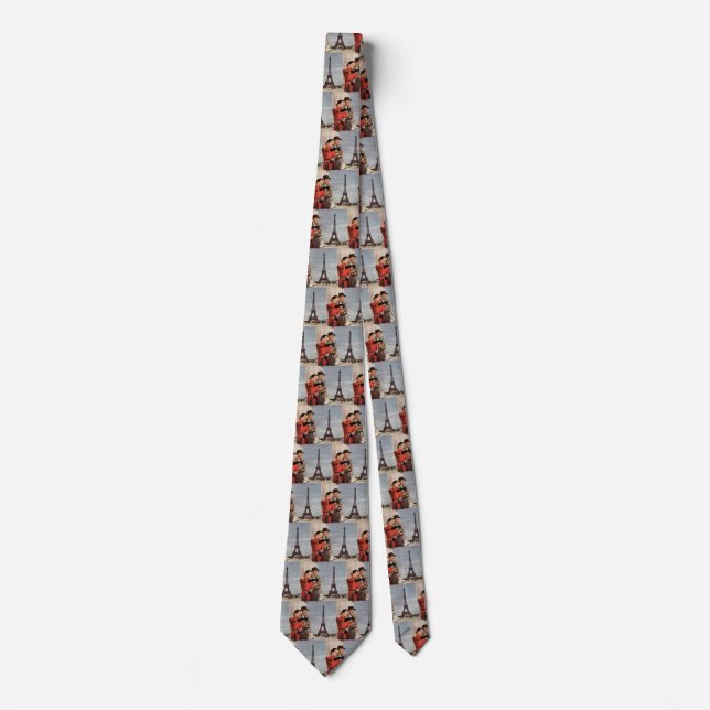 Vintage Tourists Traveling in Paris Eiffel Tower Tie (Front)