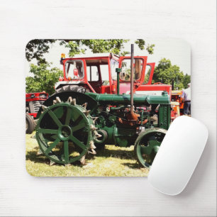 VINTAGE TRACTORS MOUSE MAT