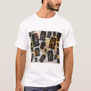 Vintage Travel Camera Pattern T-Shirt