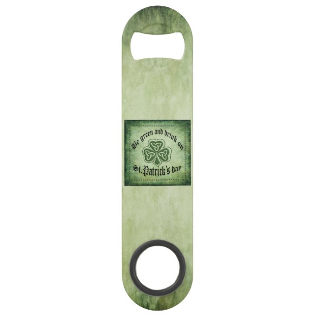 Vintage trendy grundge Irish shamrock (Front)