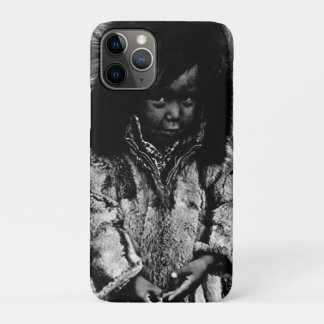Vintage USA Alaska eskimo boy iPhone 11 Pro Case