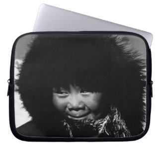 Vintage USA Alaska eskimo child Case-Mate iPhone C Laptop Sleeve