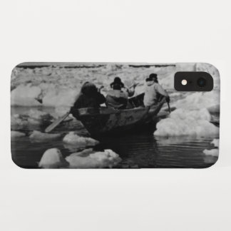 Vintage USA Alaska Eskimo hunters iPhone XR Case