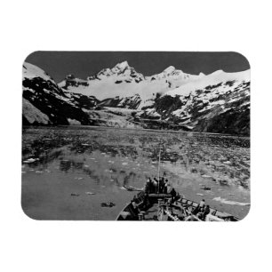 Vintage USA Alaska glacier bay national monument Magnet