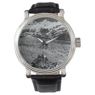 Vintage USA Alaska glacier bay national monument Watch