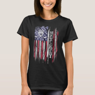 Vintage Usa American Flag Hockey Player Silhouette T-Shirt