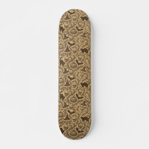 Vintage Victorian Halloween pattern with ghosts Skateboard