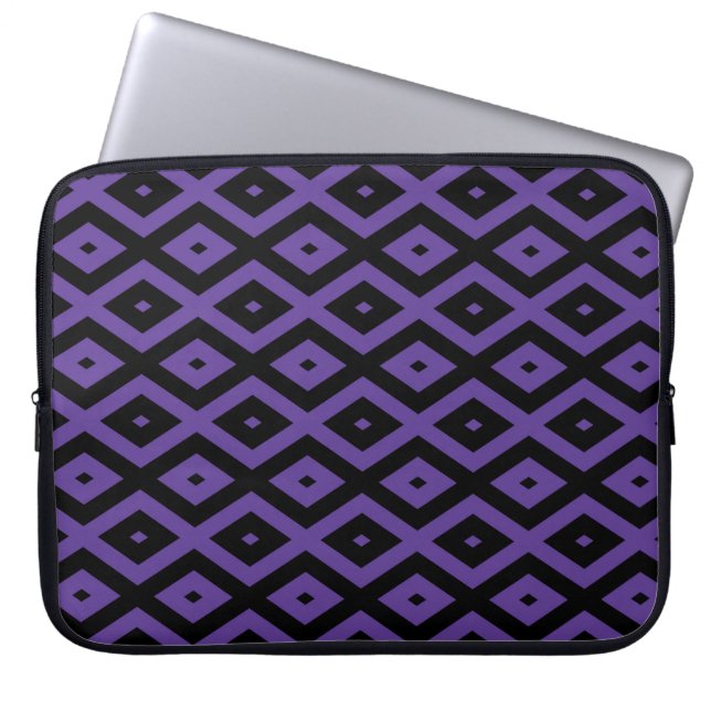Violet and black diamond pattern laptop sleeve (Front)