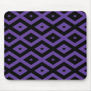Violet and black diamond pattern mouse mat