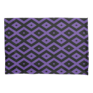 Violet and black diamond pattern pillowcase