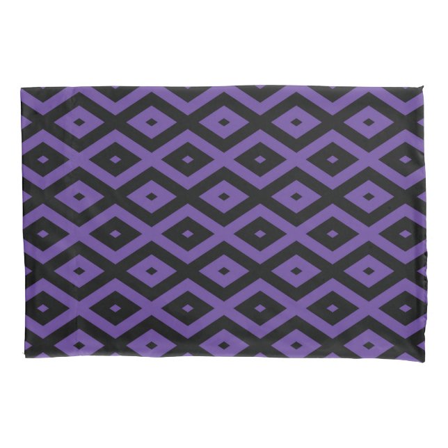 Violet and black diamond pattern pillowcase (Front)