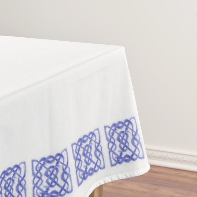 VIOLET CELTIC KNOT 60x104 Tablecloth (In Situ)