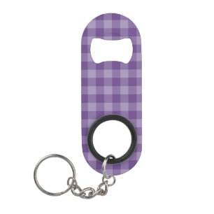 Violet chequered background