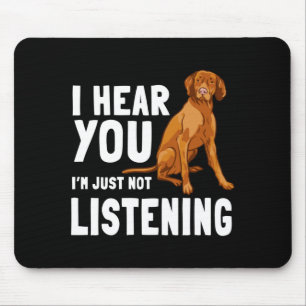 Vizsla hungarian sport hunting dog not listening mouse mat