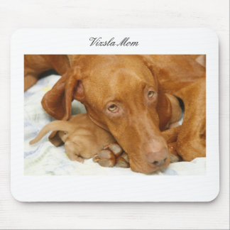 Vizsla Mum Mousepad