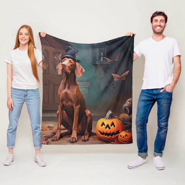 Vizsla Pumpkins Halloween Scary  Fleece Blanket (In Situ)