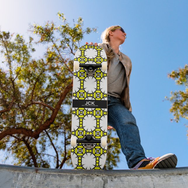 Volume one's kaleidoscope art nineteen skateboard (Outdoor 1)