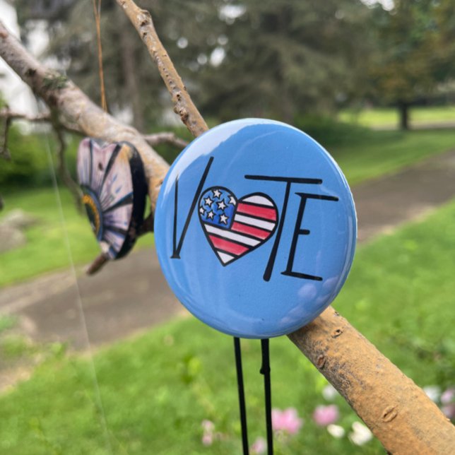 VOTE 6 CM ROUND BADGE (Creator Uploaded)